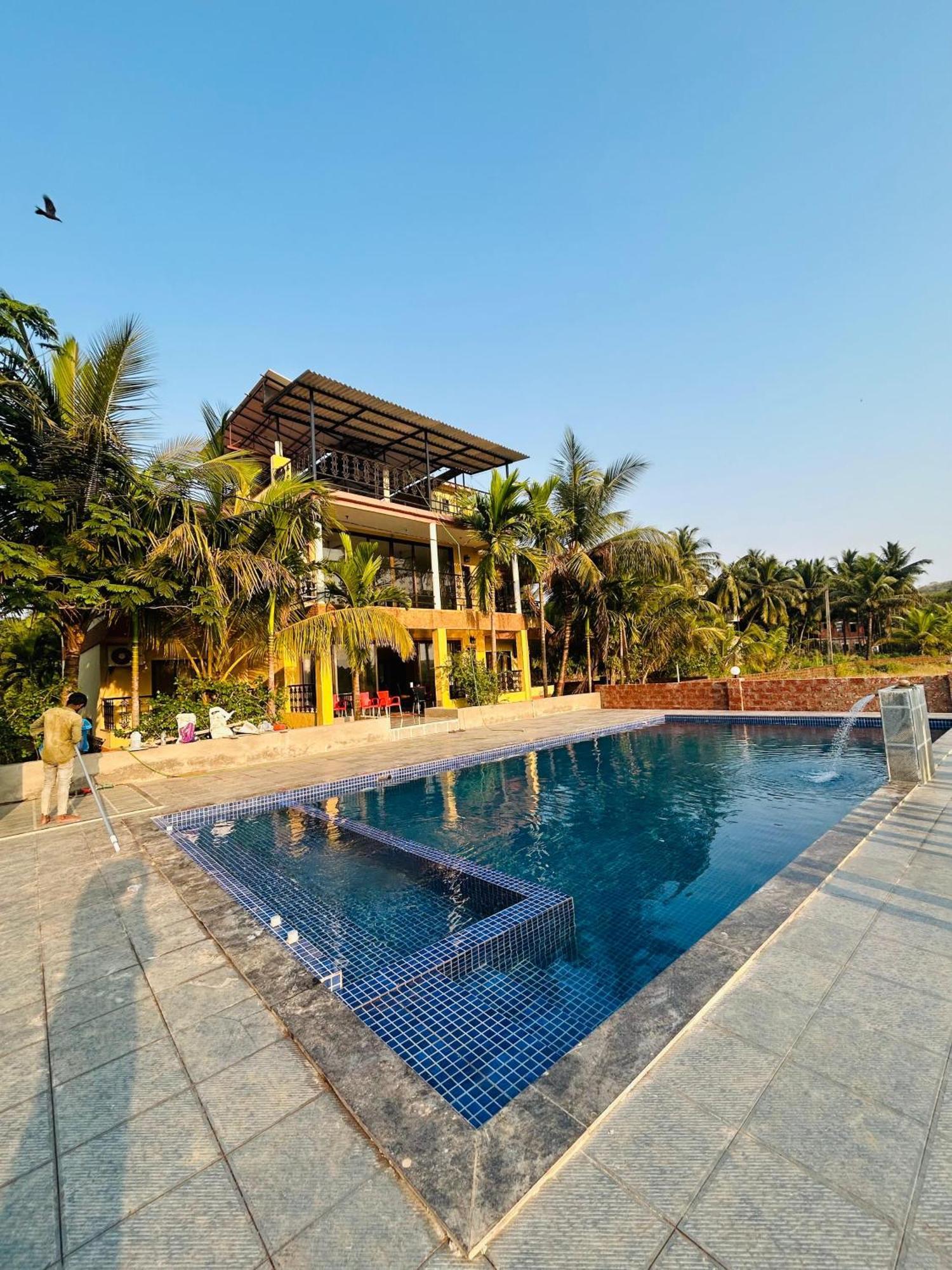 Saffronstays Ocean Breeze, Guhāgar Exterior foto